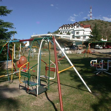Le Mirage Village Club Resort Вила Карлос Пас Екстериор снимка